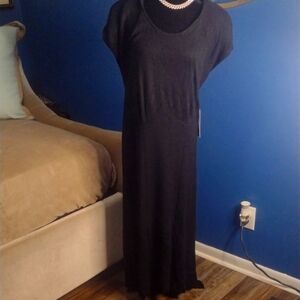 Elegant Black Maxi Dress